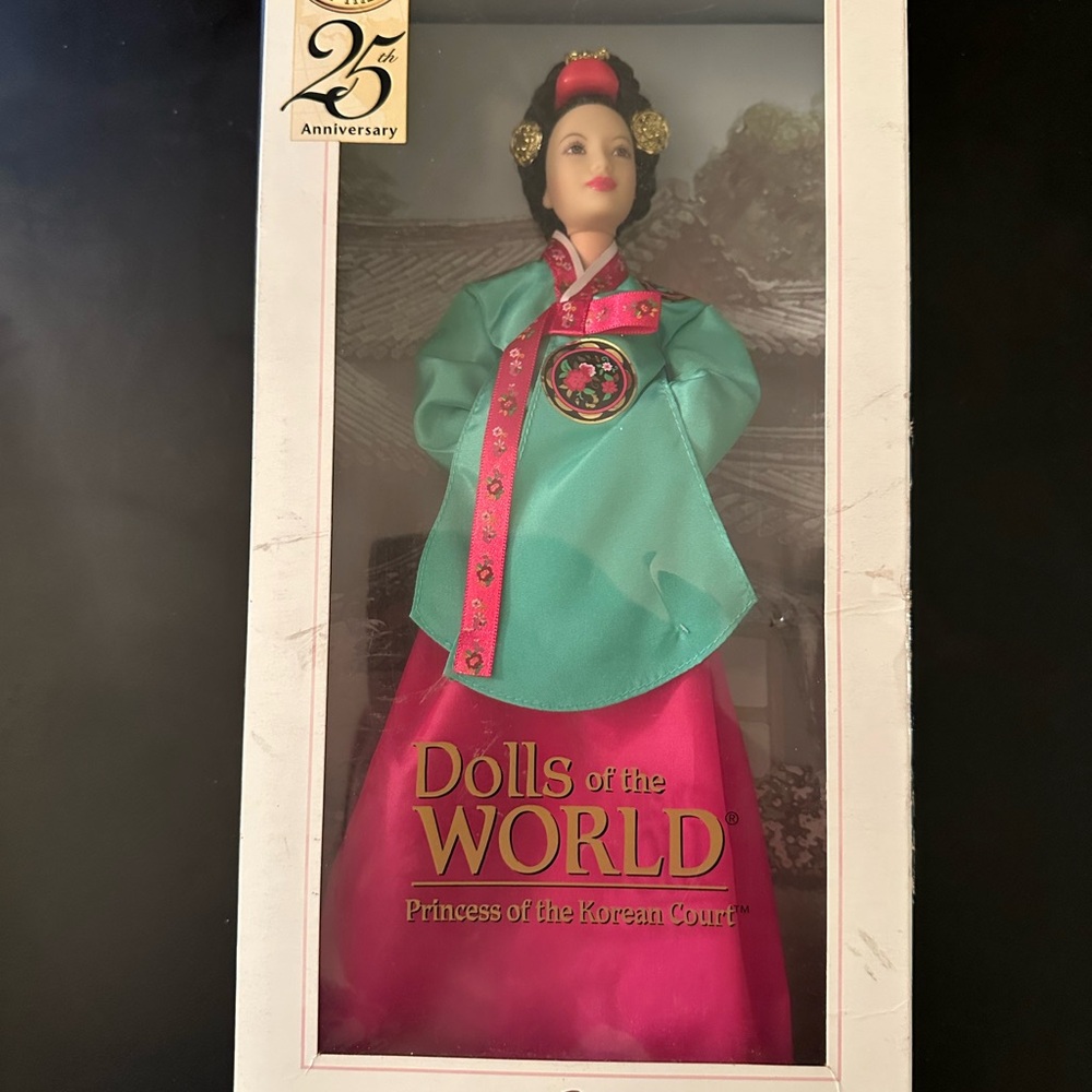 Dolls of the World - Princess of the Korean Court